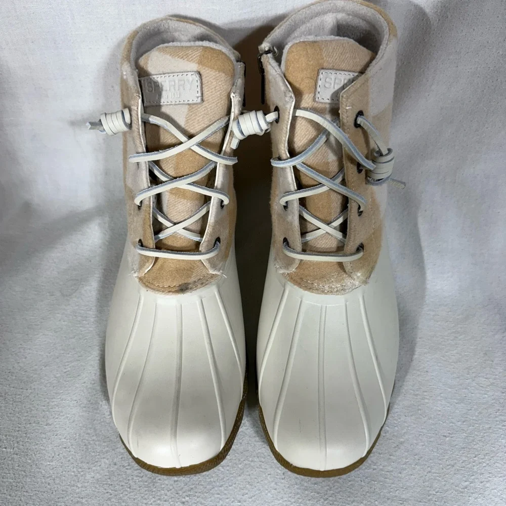 Sperry Women's Cream and Tan Winter Boots